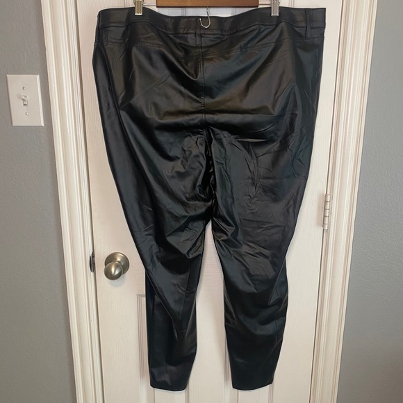 Lane Bryant Pants Plus Size 22 NWT Black Faux Leather Skinny Careerwear - Picture 2 of 5